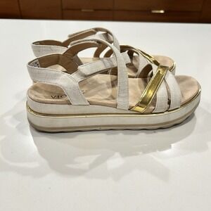 Vionic Beige Gold Metallic Strappy Platform Wedge Comfort Sandals 8 US Summer